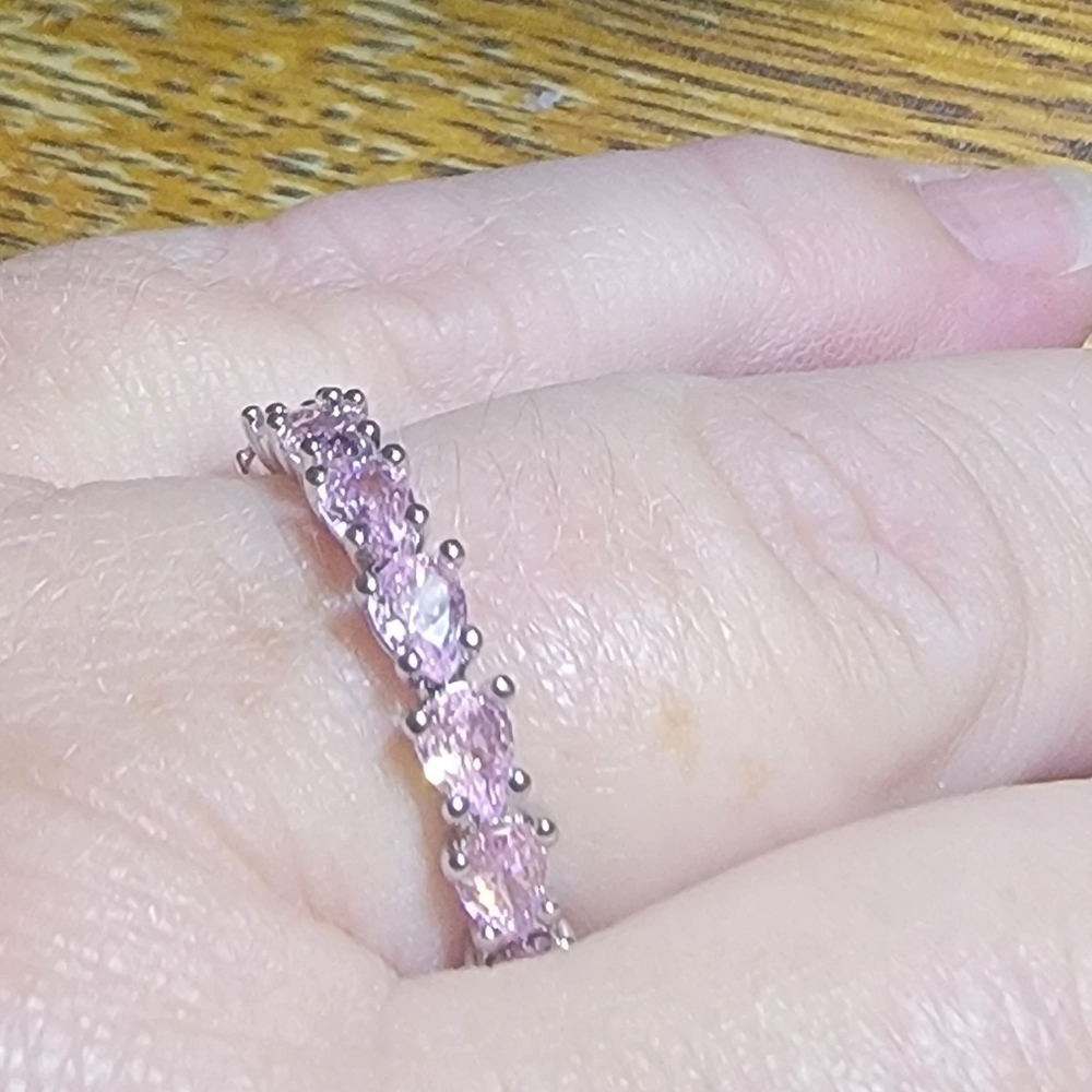 Bomb party rose quartz cubic zirconia ring size 8